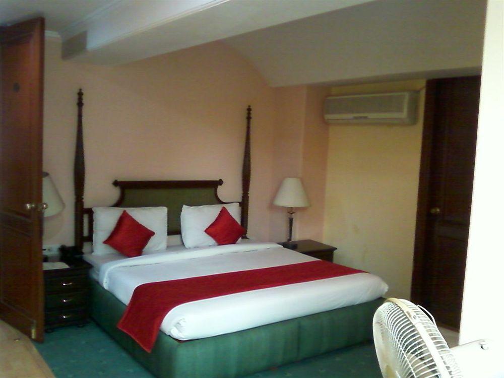 Treebo Corporate Park Hotel New Delhi Eksteriør billede