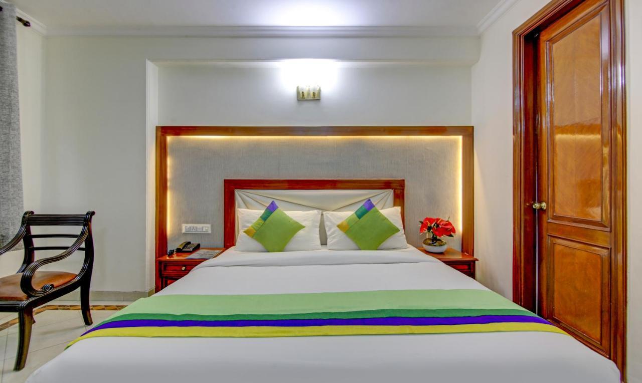 Treebo Corporate Park Hotel New Delhi Eksteriør billede