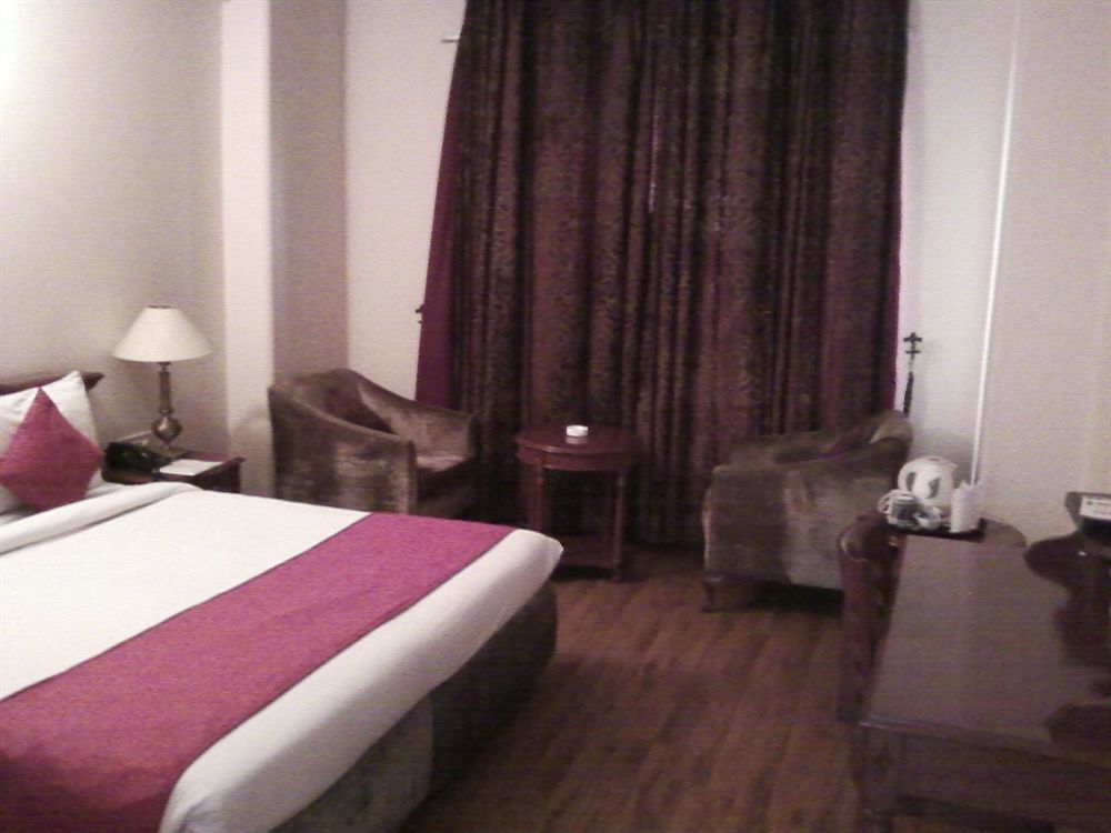Treebo Corporate Park Hotel New Delhi Eksteriør billede